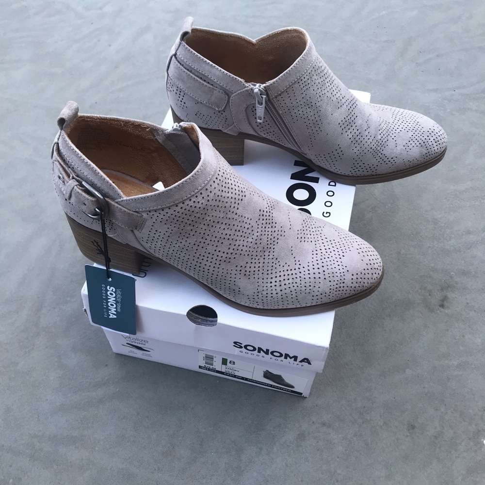 Sonoma NIB Amory Gray Ankle Booties | Size 8